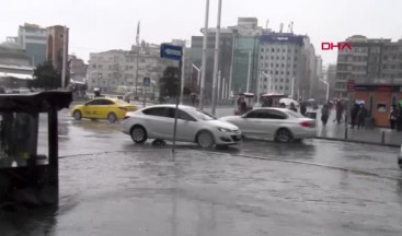 İSTANBUL DA DOLU YAĞDI