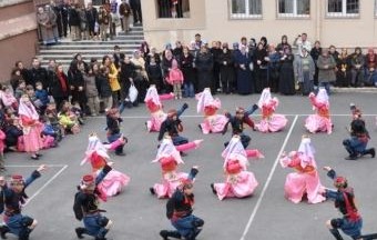 Yaklaşık 18 milyon öğrenci için ara tatil bugün başlıyor